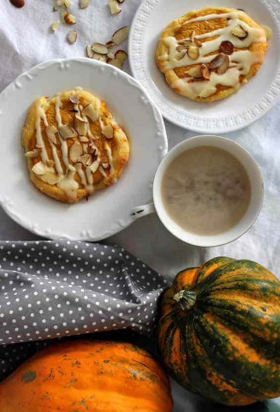 Keto Pumpkin Spice Cream Cheese Danish