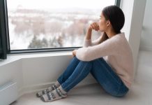 6 Signs And Symptoms Of Depression In A Loved One