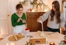 Top 5 Easy and Delicious Recipes for Busy Students