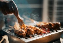 7 Essential Items That You Need To Have To Make The Tastiest BBQ At Home